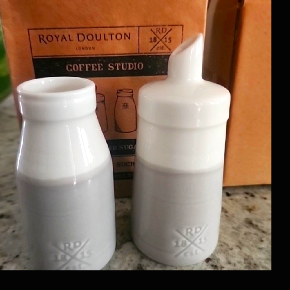 Royal Doulton Coffee Studio Sugar & Creamer Set